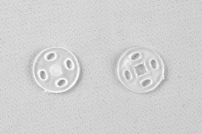 Кнопки пришивные пластиковые 10 мм, блистер 24шт, цв.-прозрачные - купить в Пскове. Цена: 48.41 руб.